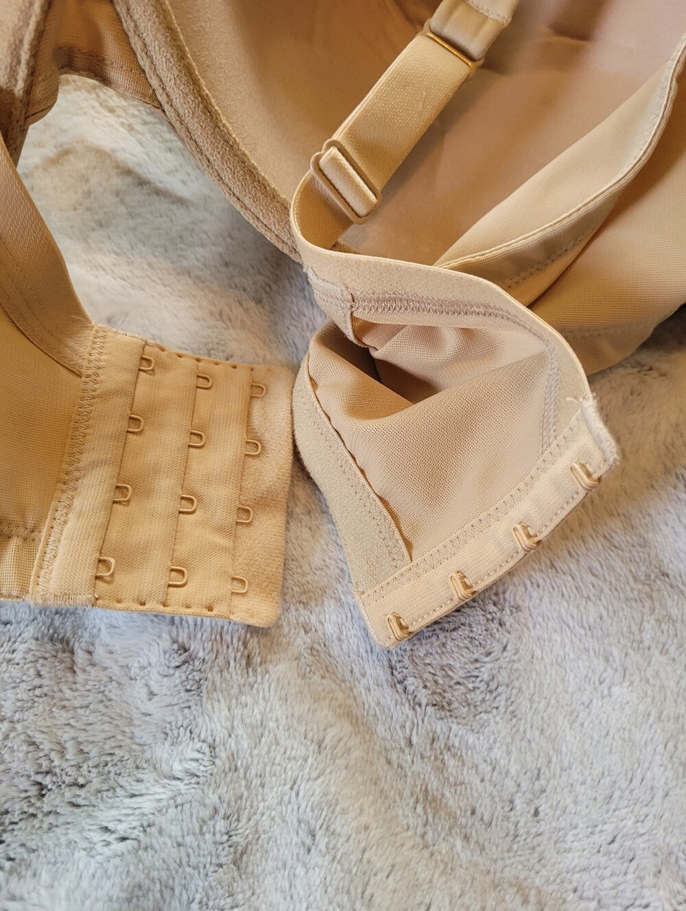 Cacique Size 48D Lane Bryant Boost Plunge Tan  Bra Hook & Eye Back Closure - Picture 6 of 11